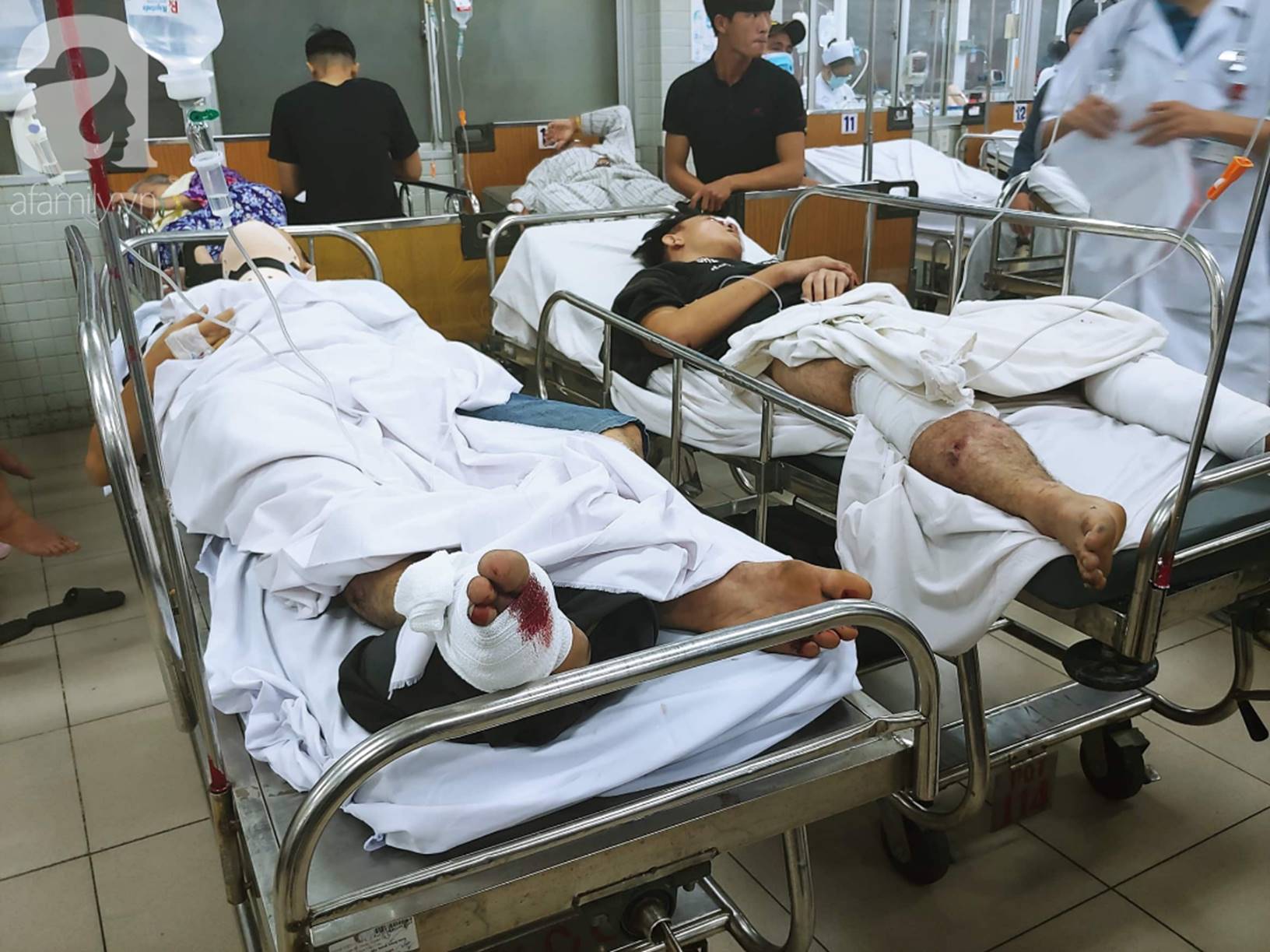 Đám tang đẫm nước mắt của những nạn nhân vụ tai nạn: Dưới bánh xe container định mệnh, họ chẳng bao giờ tỉnh dậy nữa-7