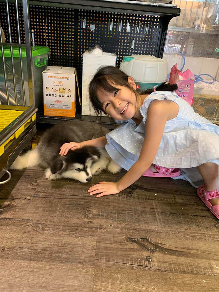 Cãi gia đình, có bầu trước cưới, Á hậu gợi cảm Anh Thư giờ làm mẹ thế nào?-11