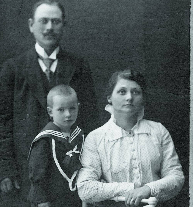 Bà mẹ nuôi tàn độc nhất lịch sử, giết hại 8 đứa trẻ sơ sinh vô tội và huyền thoại rợn người về thành cổ nổi tiếng Thụy Điển-1