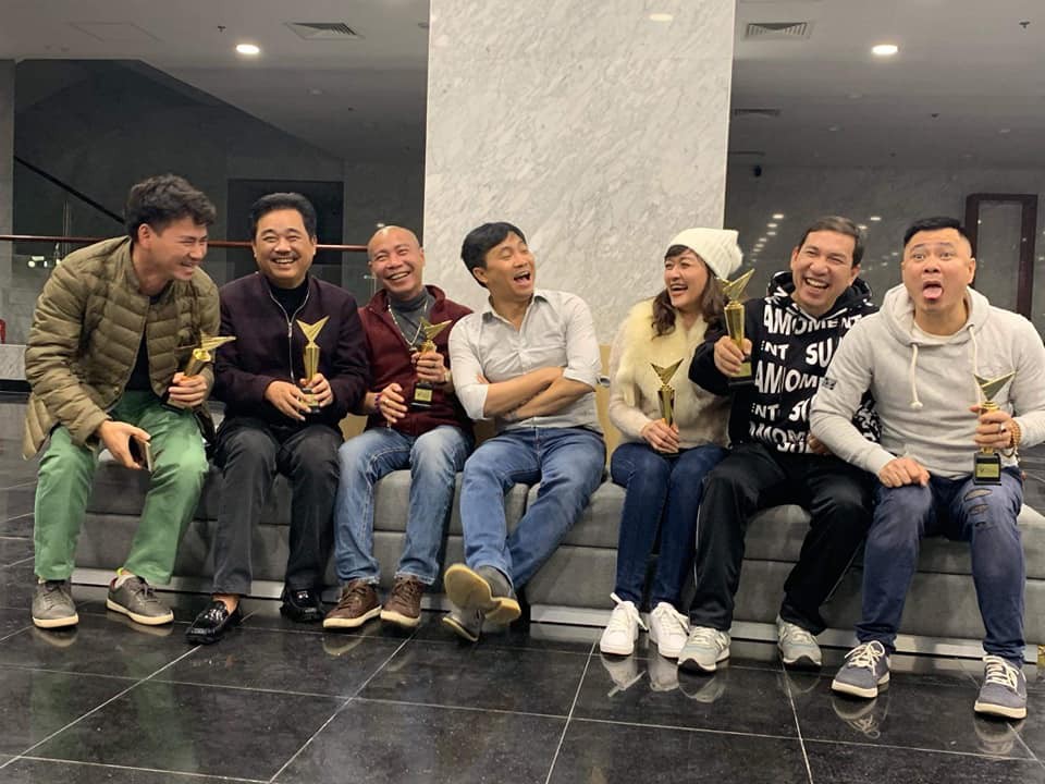 Chia sẻ gây xúc động của Xuân Bắc trong buổi tập đầu tiên cho Táo Quân 2019: Đeo kính cả rồi các anh ạ, 16 năm một chương trình”-3