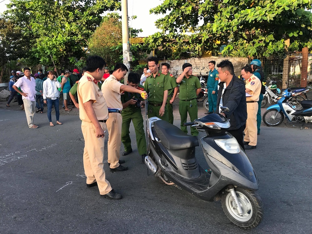 Đi khám thai, người phụ nữ bị xe tải cán chết ở vòng xoay Sài Gòn-2