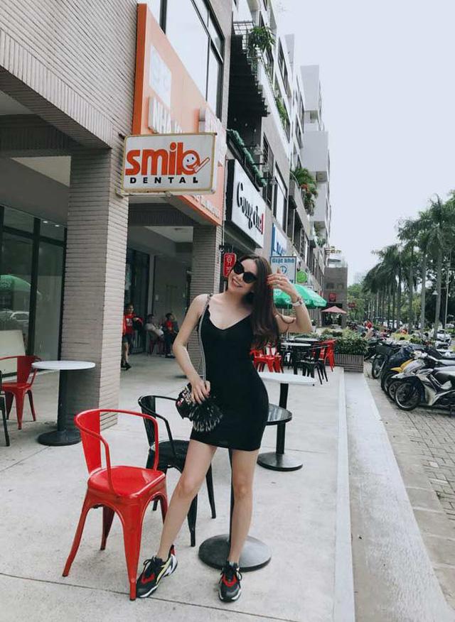 Vòng eo 56 của Ngọc Trinh đã là gì, hông quả táo của loạt mỹ nhân này mới đáng nể-4