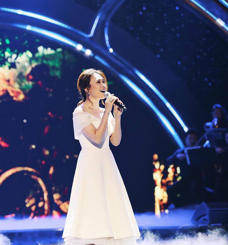 Không nghi ngờ gì nữa, Mỹ Tâm chính là ngôi sao che giấu đùi to chân ngắn giỏi nhất Vbiz-11