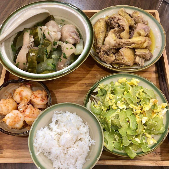 Choáng ngợp với cơm cữ của nàng dâu số hưởng, dân mạng xem xong liền rần rần đòi... ở cữ-16