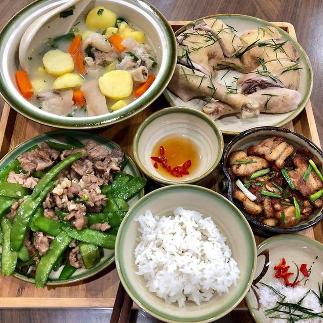 Choáng ngợp với cơm cữ của nàng dâu số hưởng, dân mạng xem xong liền rần rần đòi... ở cữ-18