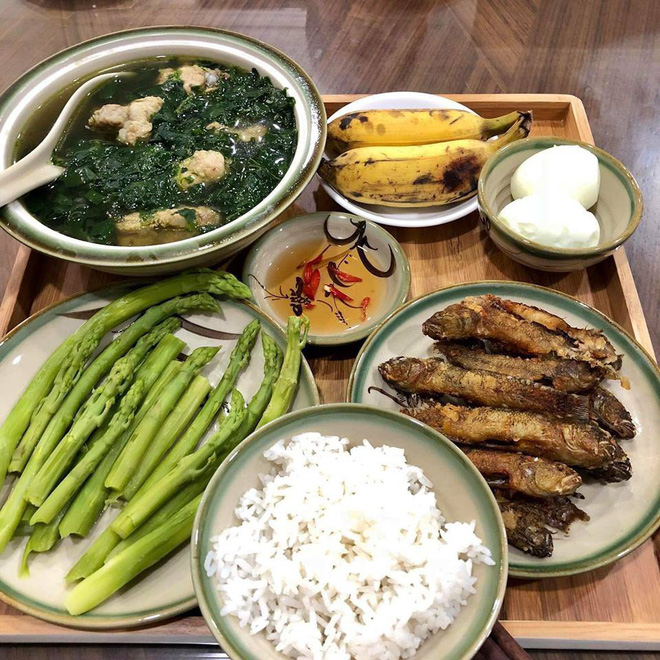 Choáng ngợp với cơm cữ của nàng dâu số hưởng, dân mạng xem xong liền rần rần đòi... ở cữ-19