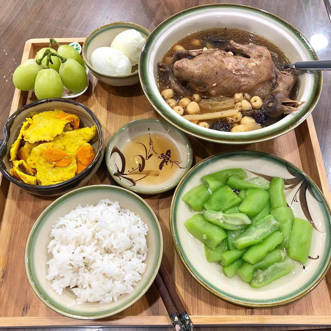 Choáng ngợp với cơm cữ của nàng dâu số hưởng, dân mạng xem xong liền rần rần đòi... ở cữ-12