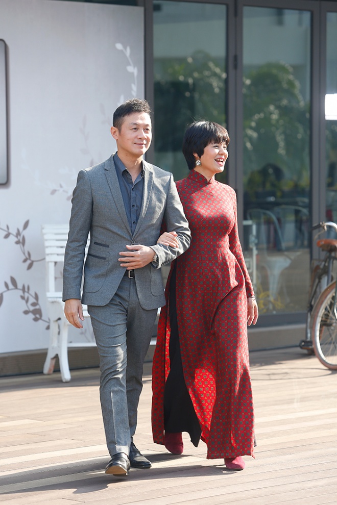 Bộ đôi MC Diễm Quỳnh - Anh Tuấn tái ngộ trong bộ ảnh thanh xuân-9