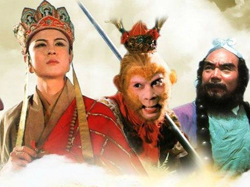 Đường Tăng Từ Thiếu Hoa - người đàn ông đẹp trai nhất Tây Du Ký 1986 ngày ấy giờ chẳng còn là mỹ nam vẫn được hàng trăm người vây quanh-7