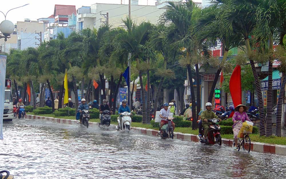 Bão số 1 áp sát miền Tây: Sập nhà, 1 người chết-12