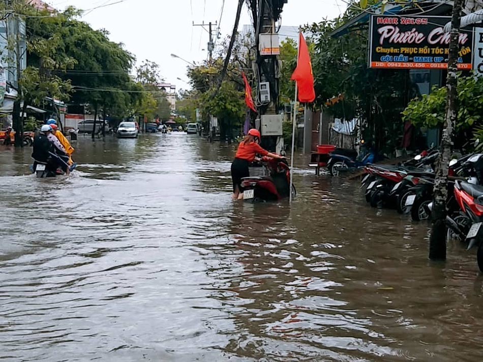 Bão số 1 áp sát miền Tây: Sập nhà, 1 người chết-5