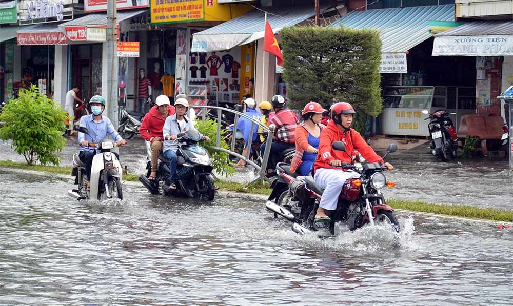 Bão số 1 áp sát miền Tây: Sập nhà, 1 người chết-9