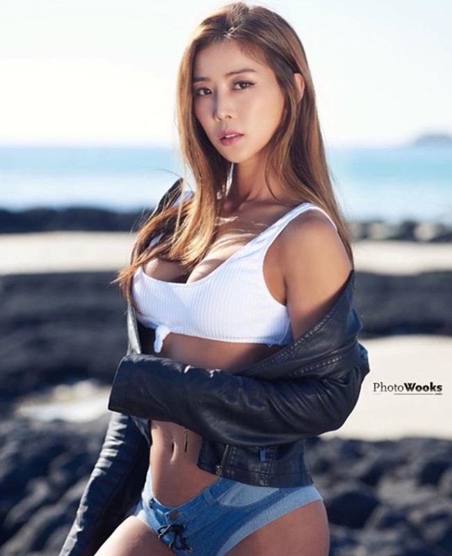 3 người đẹp Hàn Quốc sở hữu cơ bắp cuồn cuộn đàn ông cũng phải e dè-1