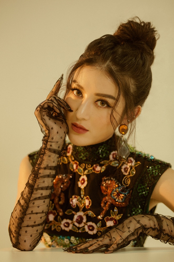 Á hậu Huyền My hé lộ về đám cưới bí mật trên biển chỉ có 50 khách mời-8