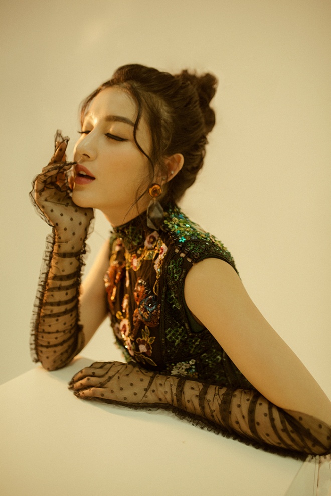 Á hậu Huyền My hé lộ về đám cưới bí mật trên biển chỉ có 50 khách mời-9