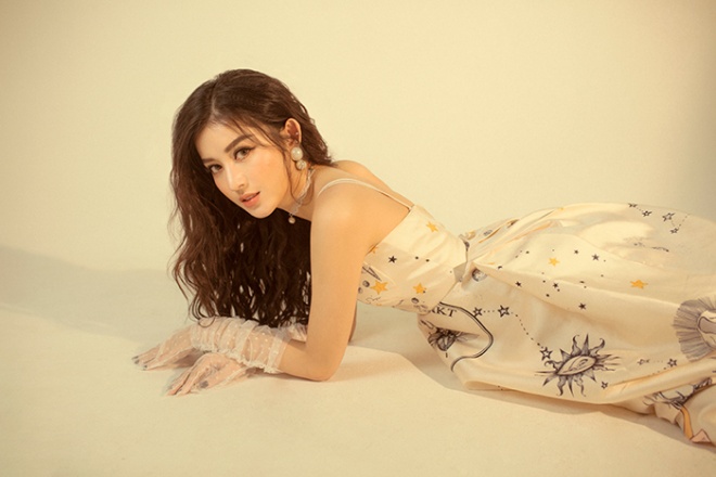 Á hậu Huyền My hé lộ về đám cưới bí mật trên biển chỉ có 50 khách mời-3