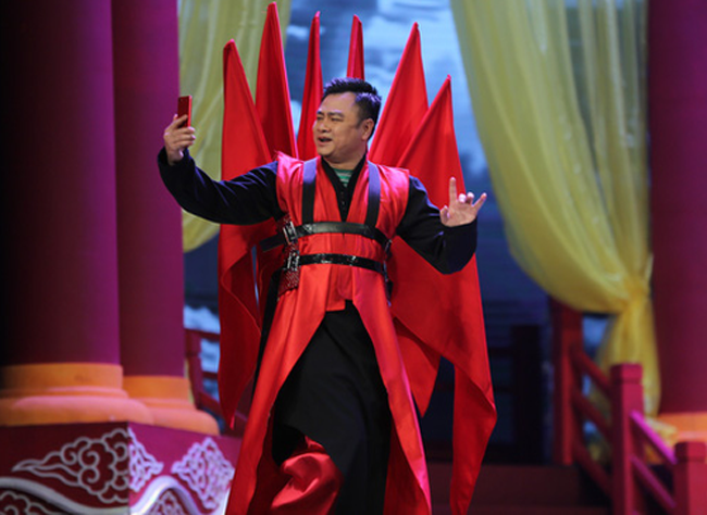 Rủ dàn Táo Quân chụp ảnh tự sướng, Xuân Bắc bị đối xử phũ phàng đến mức phải cầu cứu Tự Long-6