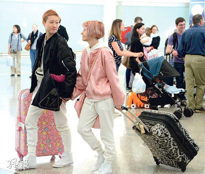 Cuộc sống thất nghiệp, buông thả và ăn bám của con gái Thành Long-1