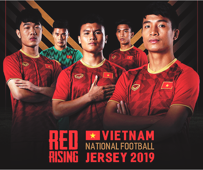 Quế Ngọc Hải hết lời khen áo đấu mới, Quang Hải bật cười khi bị Công Phượng phá trong buổi chụp hình tuyển Việt Nam-1