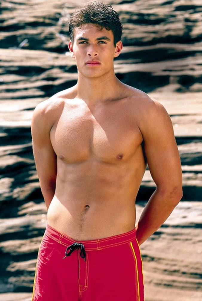 Vẻ nam tính, quyến rũ của người đàn ông đẹp nhất 2018 Jason Momoa-4