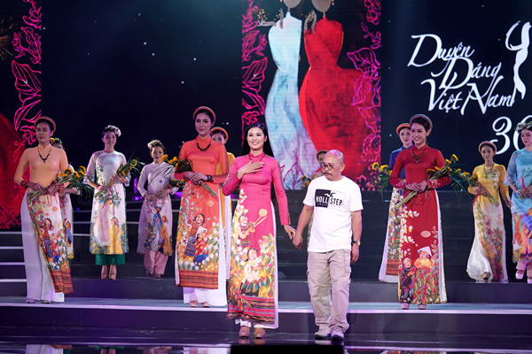 Duyên dáng Việt Nam 2018: Lệ Quyên hát sai lời và nhiều sạn-2