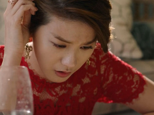 Tôi đổ bát miến lên đầu chú rể, cô dâu hô hào người nhà đến trừng phạt tôi nhưng chú rể cuống quýt xin tha-3