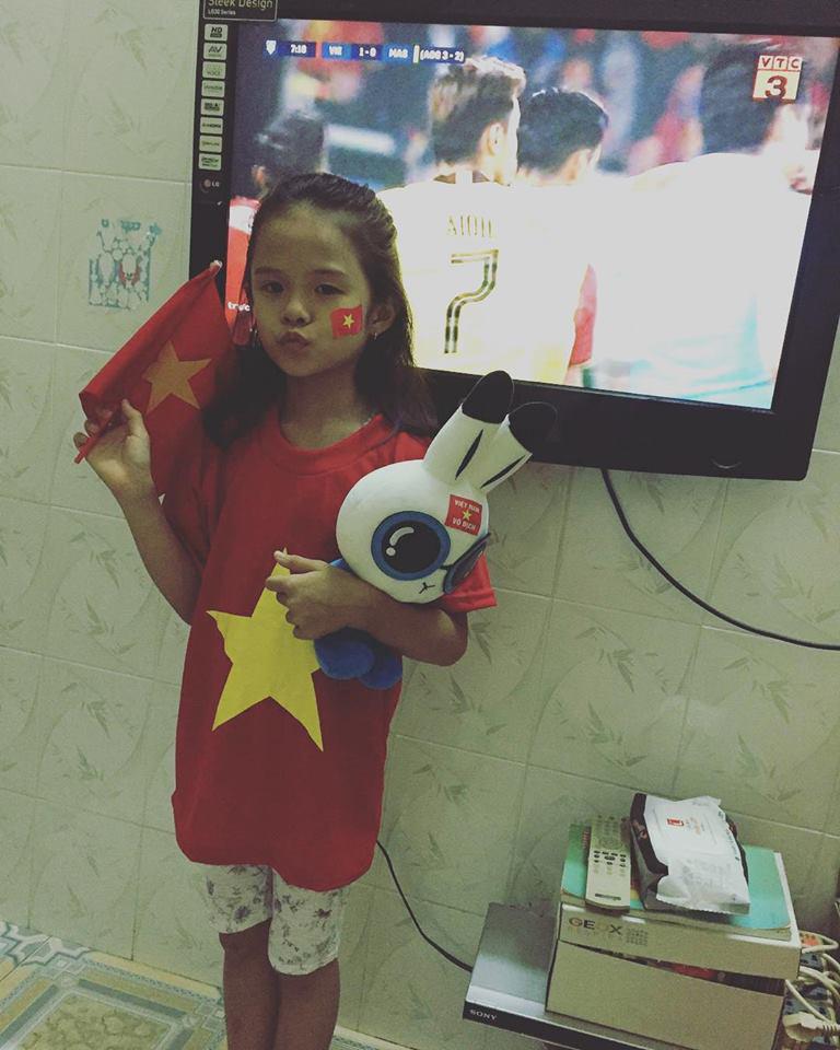 Bố mẹ đều có người tình mới, con gái Lâm Vinh Hải giờ sống thế nào?-4