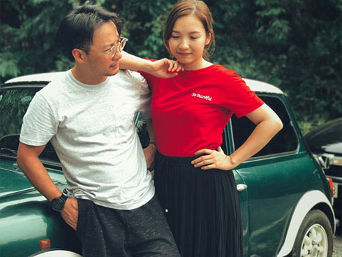 Sự thật vẻ bần nông của Tiến Đạt: Gia tộc bề thế, nhà tiền tỷ đụng đâu cũng đồ cổ-9