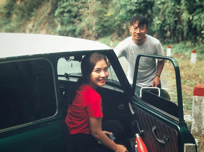 Những khoảnh khắc đời thường của rapper Tiến Đạt và bà xã 9X-3
