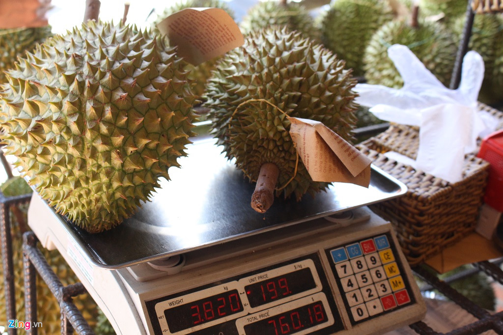 Sầu riêng 200.000 đồng/kg hoặc buffet 299.000 đồng/ người ở Sài Gòn-2