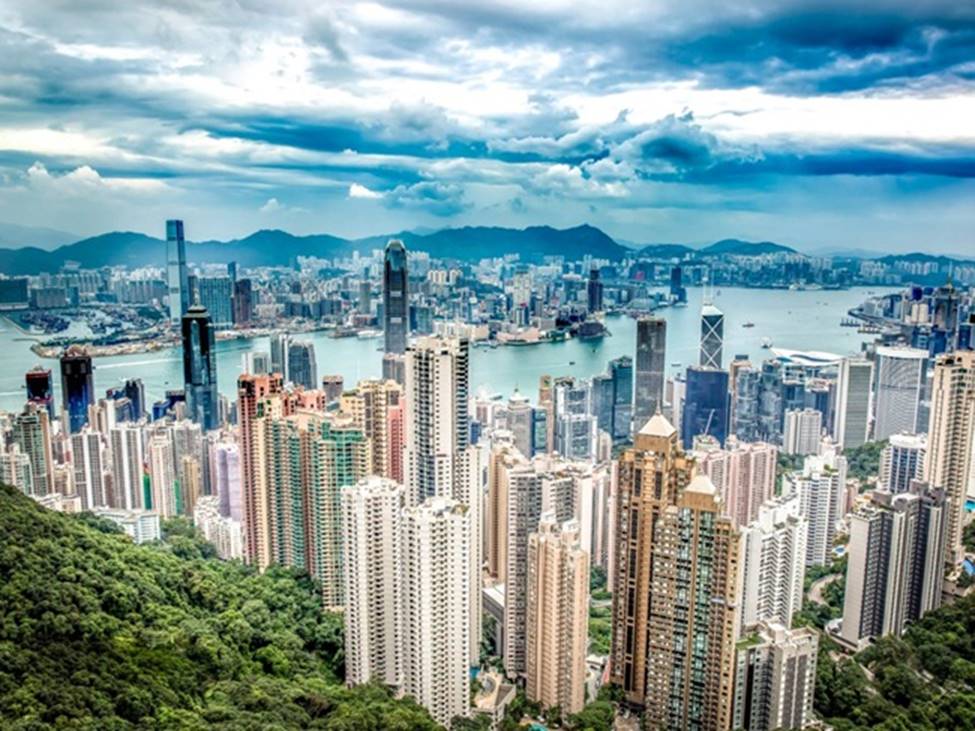Tài sản chất đống, giới siêu giàu vung tiền ăn chơi ra sao ở Hong Kong hoa lệ?-1