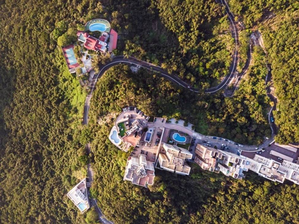 Tài sản chất đống, giới siêu giàu vung tiền ăn chơi ra sao ở Hong Kong hoa lệ?-6