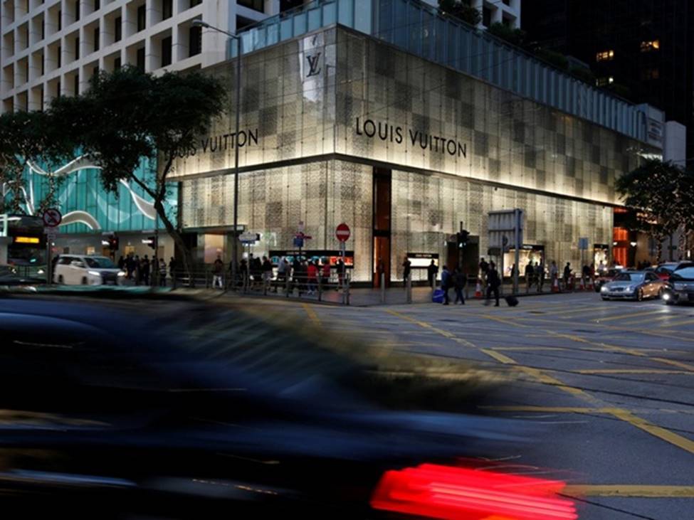 Tài sản chất đống, giới siêu giàu vung tiền ăn chơi ra sao ở Hong Kong hoa lệ?-16