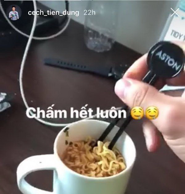 Các tuyển thủ Việt Nam bị cấm ăn mỳ tôm khi dự Asian Cup 2019-1