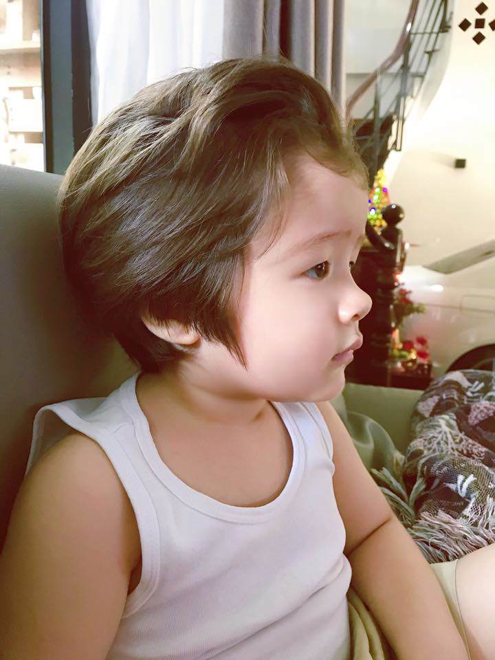 Elly Trần quay clip con gái nói chuyện, không ngờ Cadie vô tư để lộ về bố trong clip-6