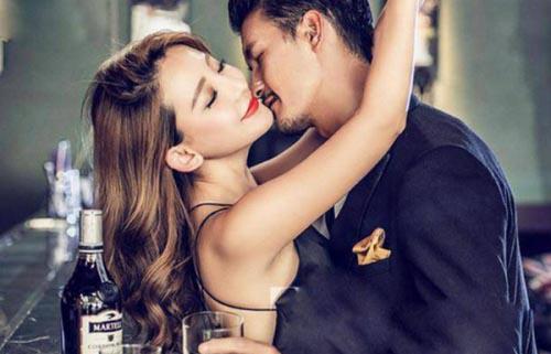 Sung sướng khi mỗi lần ân ái chồng đều cho 3 triệu, tôi chết lặng lúc biết lý do-1