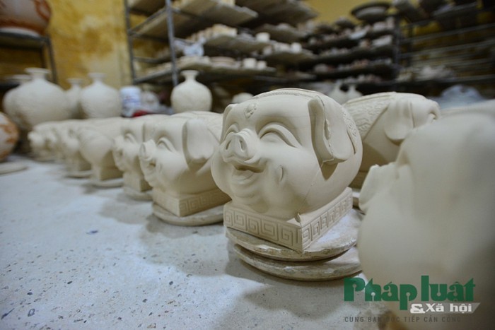 Lợn đất giá...trăm triệu cháy hàng dịp Tết Kỷ Hợi 2019-2