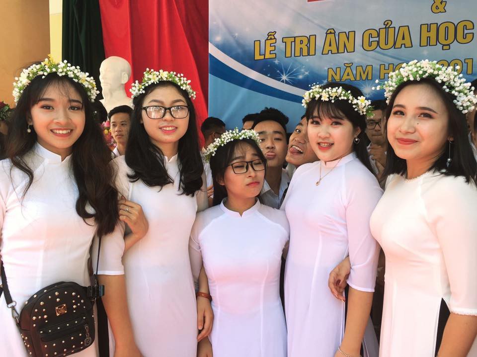 Trường học chính là nơi sản sinh ra những cặp cây nấm - cái sào đáng yêu nhất hệ mặt trời-5