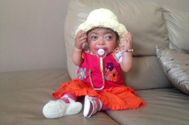 Lấy chồng là anh họ, bà mẹ trẻ mất 3 đứa con và sẩy thai 6 lần vì con nào cũng mắc bệnh di truyền-3