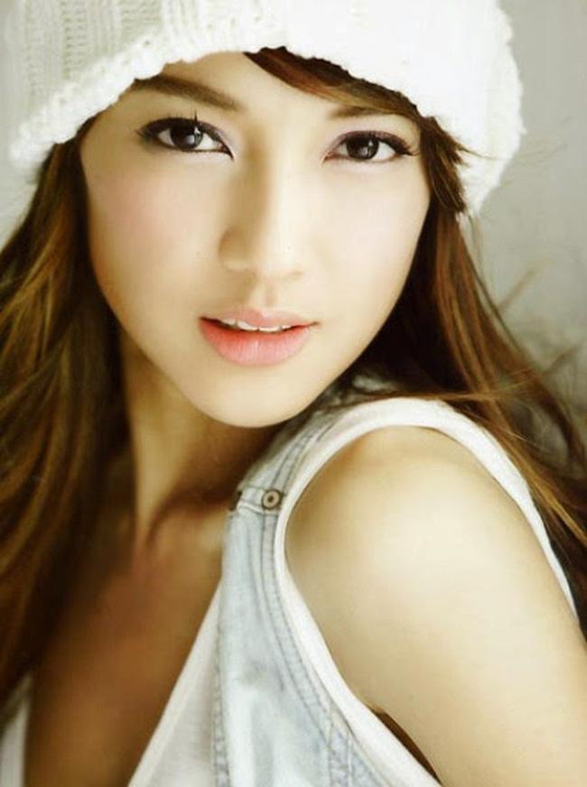 Đời sóng gió của mỹ nhân Thái: 20 tuổi phát hiện bí mật động trời về thân thế, một mình nuôi con-1