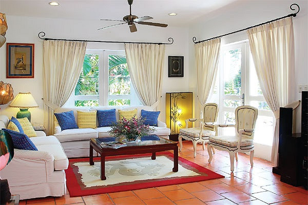 Biệt thự xa hoa như cung điện của các mỹ nhân Việt-13