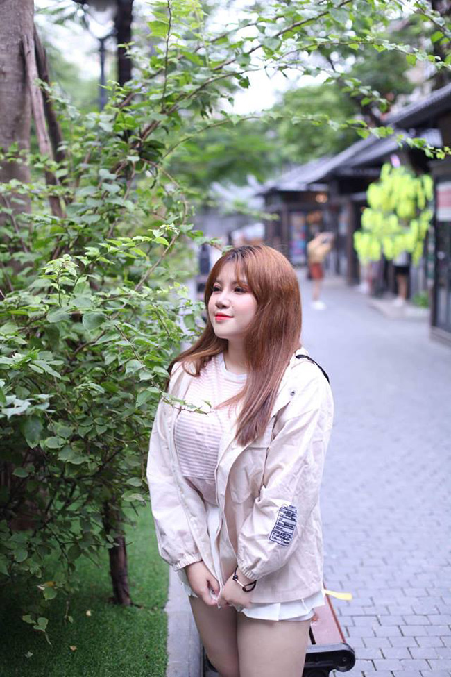 Cô gái Hải Dương vòng một 110cm ngày càng xinh đẹp sau khi đi du học-18