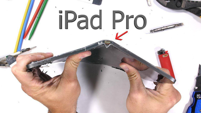 Được Apple đổi bảo hành iPad mới, khổ chủ miệng cười méo xệch khi mở hộp thấy cảnh tượng này-3