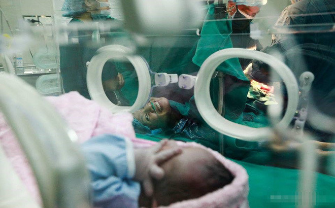 Cậu bé vùng cao ngủ gật và loạt ảnh khiến bạn rơi nước mắt-5