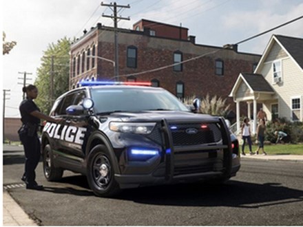 Xe cảnh sát Mỹ - Bản sao của Ford Explorer thế hệ mới