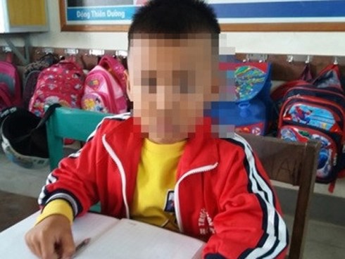 Sẽ xử lý nghiêm cô giáo tát học sinh vì làm cả 2 đề kiểm tra