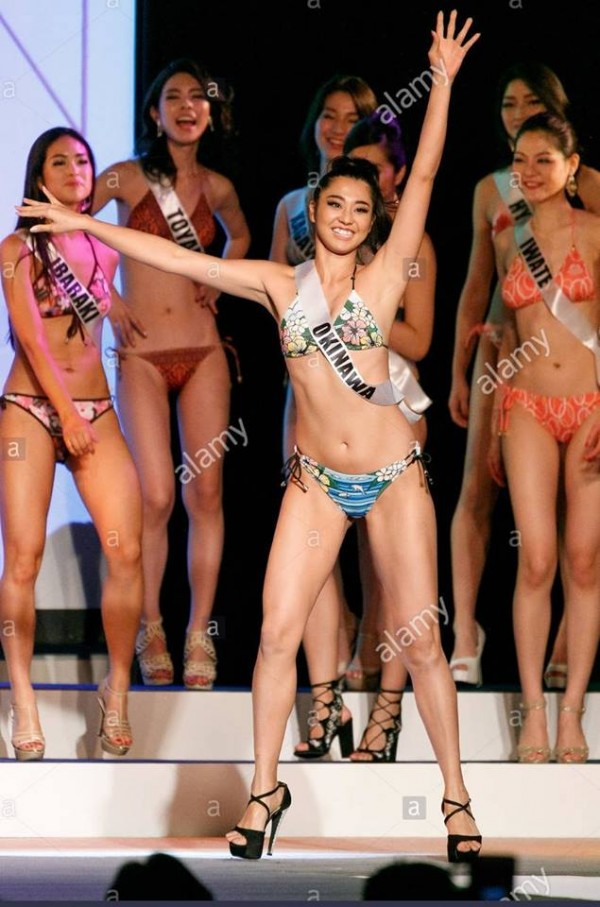 Cười lả đi vì màn tạo dáng bá đạo khi thi bikini của thí sinh Hoa hậu Hoàn vũ Nhật Bản-8