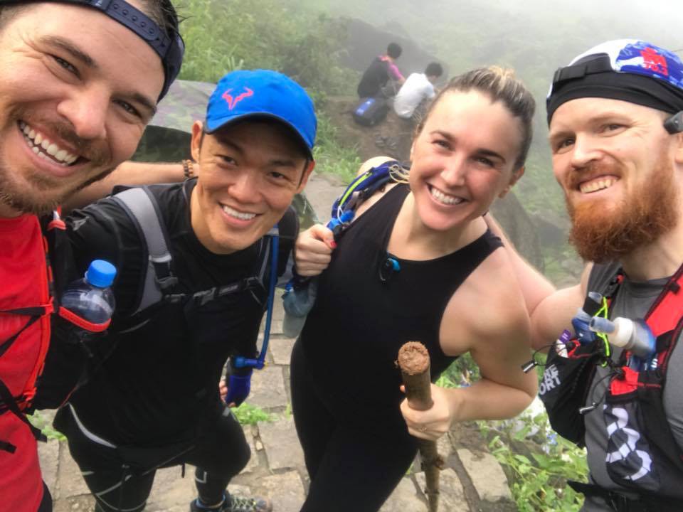 Lần đầu rò rỉ ảnh chụp cả gia đình Elly Trần, chồng tin đồn của cô gây choáng váng vì diện mạo hiện tại-5