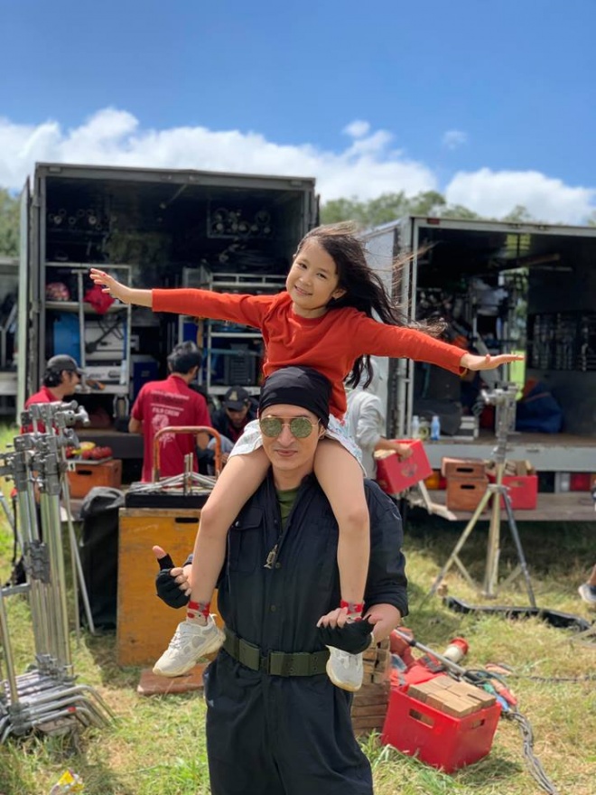 Bà xã thừa nhận nhiều lúc mệt mỏi vì Huy Khánh: Người đàn ông không bao giờ chịu trưởng thành lại còn rất yếu đuối-6