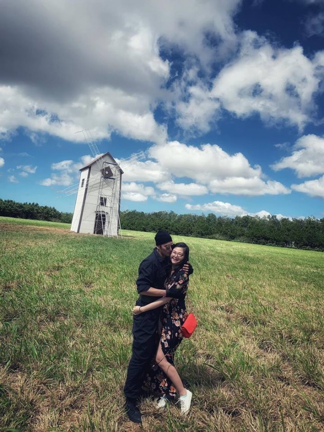 Bà xã thừa nhận nhiều lúc mệt mỏi vì Huy Khánh: Người đàn ông không bao giờ chịu trưởng thành lại còn rất yếu đuối-2